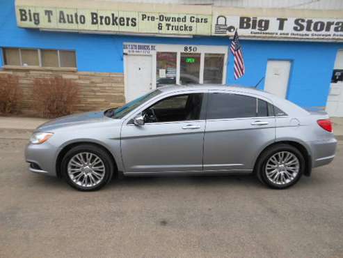 2013 Chrysler 200 Limited Clean Carfax Only 74K Miles! - cars & for sale in Loveland, CO