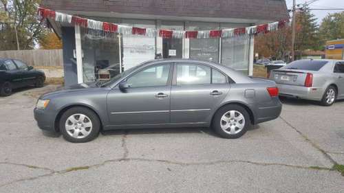 2009 Hyundai Sonata, Runs Great! Cold Air! Gas Saver! ONLY $3795!!!... for sale in New Albany, KY