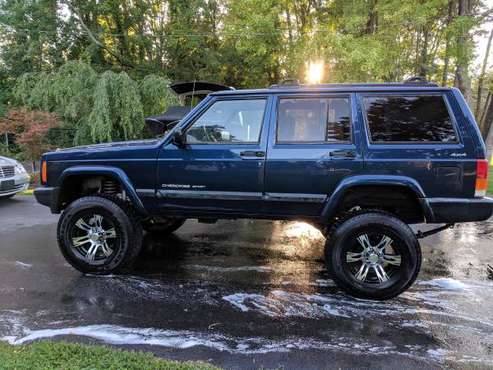 2000 Jeep Cherokee 4wd Lifted-4.0 Super Clean 105k miles for sale in WEBSTER, NY