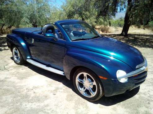 *REDUCED* 2005 CHEVROLET SSR CONVERTIBLE LS2 **FIRST $13K TAKES IT** for sale in Tucson, CA