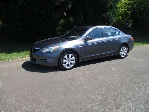 2010 Honda Accord EXL - Great Car-Fax, Garage Kept for sale in Roswell, GA