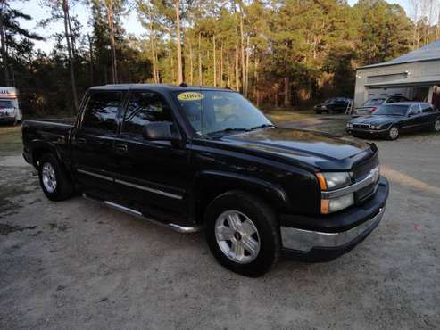 2004 Chevy Silverado 5.3L V8, CREW CAB, Tow Package, Nice truck -... for sale in Chapin, SC