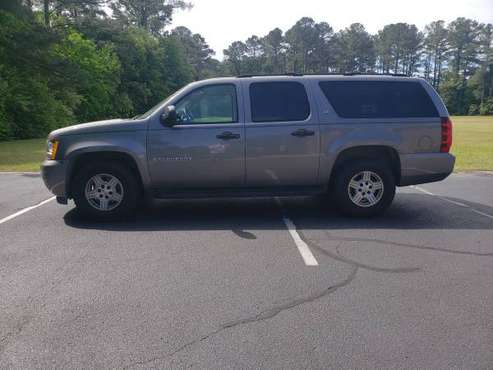 2007 Chevrolet Suburban daily driver needs engine work - cars & for sale in Fayetteville, NC