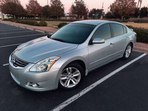 2010 Nissan Altima ... 118, xxx miles ... LEATHER . Sunroof. CAMERA... for sale in Hurst, TX