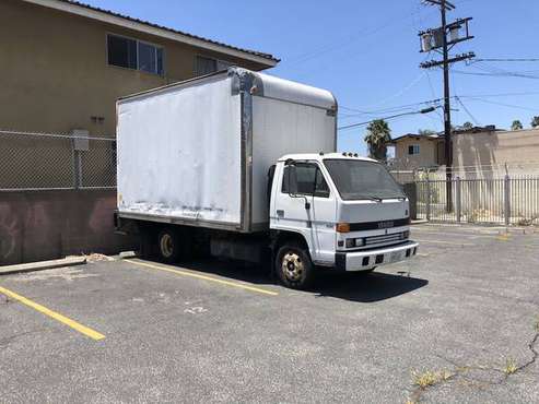 Isuzu Box Truck - cars & trucks - by owner - vehicle automotive sale for sale in Los Angeles, CA