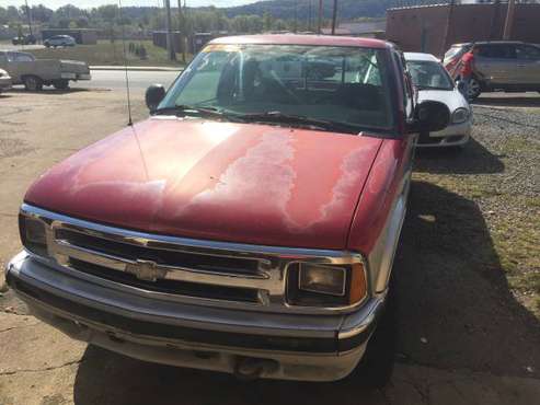 1995 CHEVY S10 4WD !!!! for sale in Kingsport, TN