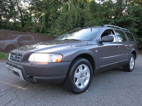 Volvo XC70 Wagon 2006 Water damage for sale in Saddle River, NJ