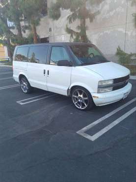 99 chevy astro runs good smogged registered till 8/21 clean title in for sale in Long Beach, CA