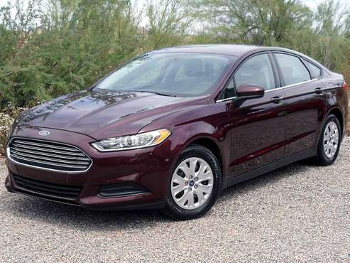 2013 Ford Fusion. Very clean! Accident free Carfax! for sale in Wickenburg, AZ