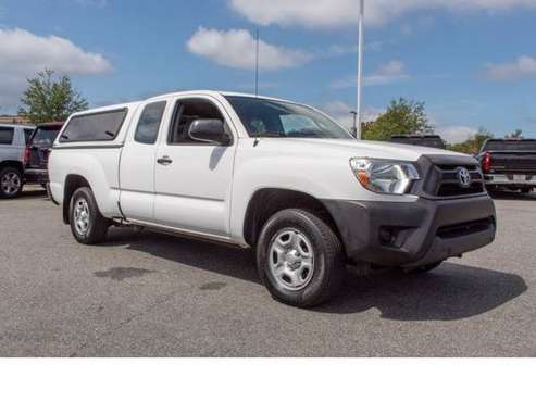 2015 Toyota Tacoma Truck Camper Shell Used Little Pickup EASY Parks... for sale in KERNERSVILLE, NC