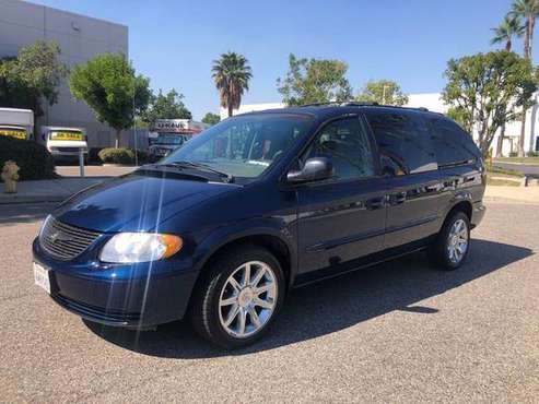 2002 Chrysler Town and Country eL 4dr Extended Mini Van for sale in Van Nuys, CA
