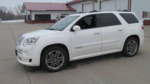 2011 GMC Acadia Denali, 7 passenger, LOW MILES (SHARP) - cars & for sale in Council Bluffs, NE