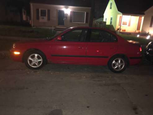 2004 Hyundai Elantra - cars & trucks - by owner - vehicle automotive... for sale in milwaukee, WI