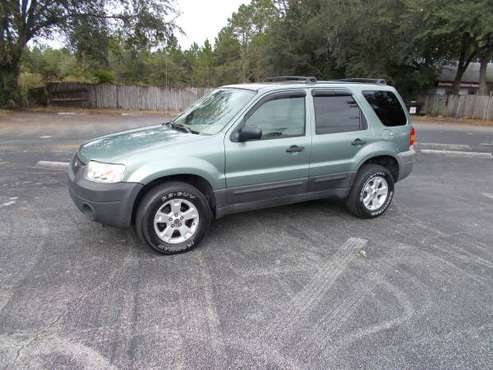 2005 FORD ESCAPE XLT...RUNS AND DRIVES PERFECT!!! - cars & trucks -... for sale in Daytona Beach, FL