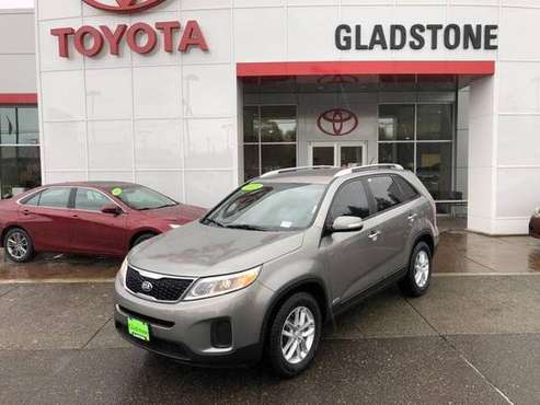 2015 Kia Sorento LX CALL/TEXT - cars & trucks - by dealer - vehicle... for sale in Gladstone, OR