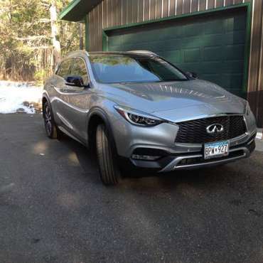 Infinity QX30 loaded only 4496 miles!!! - cars & trucks - by owner -... for sale in Backus, MN
