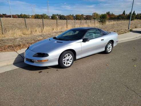 1996 Chevrolet Camaro | CLEAN TITLE | BEAUTIFUL - cars & trucks - by... for sale in Sacramento , CA