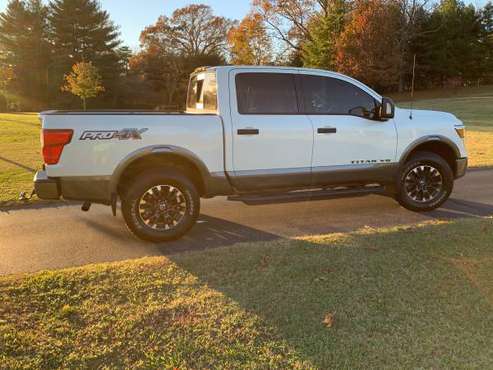 2018 Nissan Titan - cars & trucks - by owner - vehicle automotive sale for sale in Winchester, TN