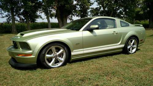 Mustang GT Premium 2006 - 34,000 Original Miles for sale in Columbia, GA