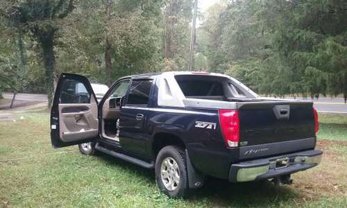 2004 Chevrolet Avalanche Z71 for sale in Conyers, GA