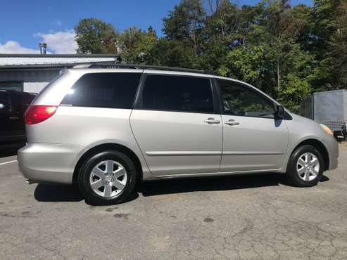2006 Toyota Sienna CE (ABC Auto Sales, Inc.) - cars & trucks - by... for sale in Culpeper, VA