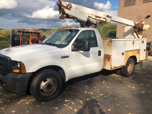 2007 Ford F350 bucket truck for sale in Victor, NY