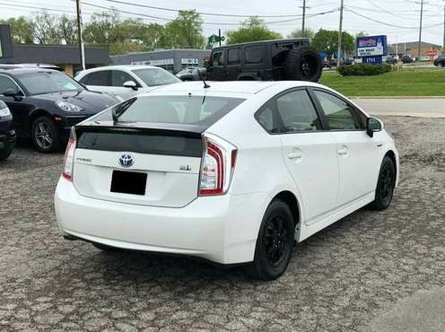 2014 Toyota Prius 94, 401 miles for sale in Downers Grove, IL