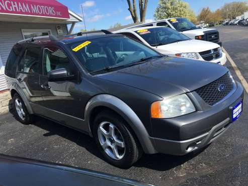 FORD FREESTYLE SEL AWD - - by dealer - vehicle for sale in URBANA, IL
