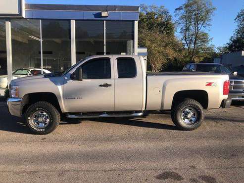 2008 Chevrolet Chevy Silverado 2500HD LT2 4WD 4dr Extended Cab SB -... for sale in Loveland, OH