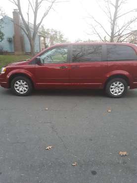 2008 CHRYSLER TOWN AND COUNTRY - cars & trucks - by dealer - vehicle... for sale in Hartford, CT