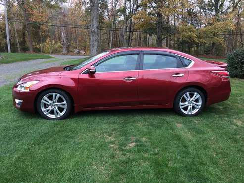 2013 Nissan Altima 3.5 SV, 58k miles - cars & trucks - by owner -... for sale in madison, CT