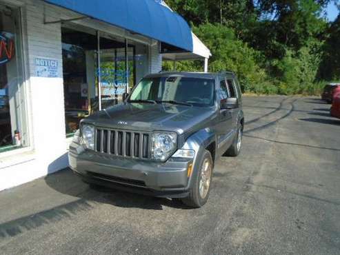2012 Jeep Liberty Latitude *We're Safely Open for Business!* - cars... for sale in Pittsburgh, PA