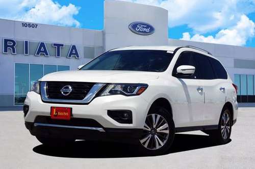 2017 Nissan Pathfinder Glacier White ON SPECIAL! for sale in Manor, TX