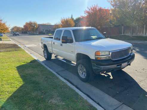 2002 gmc 2500HD duramax diesel 4x4 - cars & trucks - by owner -... for sale in Atwater, CA