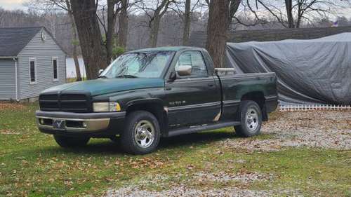 1996 Dodge Ram V8 - cars & trucks - by owner - vehicle automotive sale for sale in Fort Wayne, IN