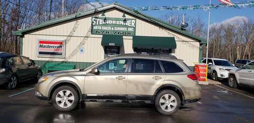 2010 SUBARU OUTBACK 2.5i for sale in Mountain Top, PA