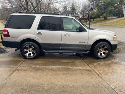 Ford Expedition XLT for sale in Cincinnati, OH