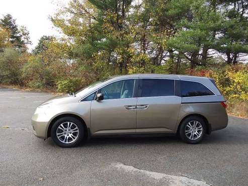 Honda Odyssey EX-L - cars & trucks - by owner - vehicle automotive... for sale in Westford, MA