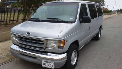 Van E-150 2002 for sale in San Antonio, TX