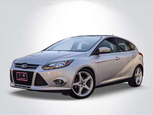 2014 Ford Focus Titanium SKU:EL448327 Hatchback - cars & trucks - by... for sale in North Bethesda, District Of Columbia