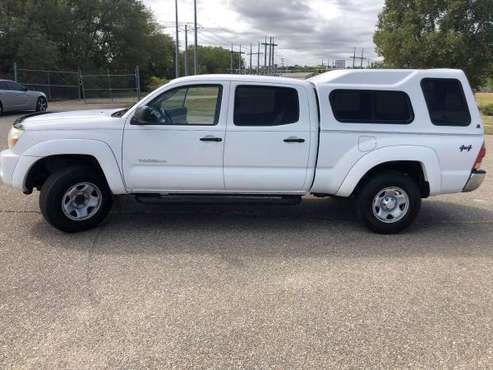 2005 Tacoma SR5 4x4 DOUBLE CAB!! for sale in Junction City, KS