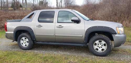 2007 Chevy Avalanche LT 4wd - cars & trucks - by owner - vehicle... for sale in Candor, NY