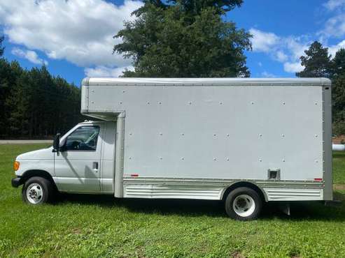 2007 Ford E-450 Box Truck - cars & trucks - by owner - vehicle... for sale in Grand Rapids, MN