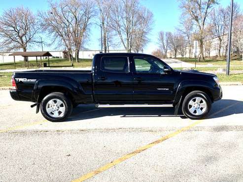 2011 Toyota Tacoma 4x4 - cars & trucks - by owner - vehicle... for sale in Dallas, TX