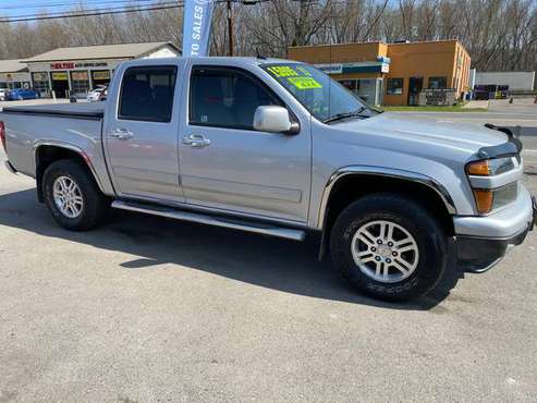 2011 CHEVY COLORADO CREW CAB LT 4X4 80, 000 MILES - cars & for sale in Owego, NY