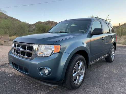* 2010 Ford Escape XLT * Moonroof * 1-Owner * Clean Title * Immaculate for sale in Phoenix, AZ