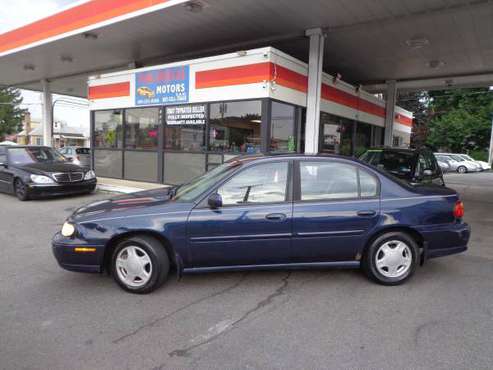 2000 CHEVY MALIBU,NEW TRADE IN AS IS MECHANIC SPECIAL NEEDS BRAKES -... for sale in Allentown, PA