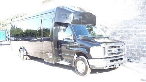 2014 Ford Econoline Commercial Cutaway - cars & trucks - by dealer -... for sale in Florissant, IL