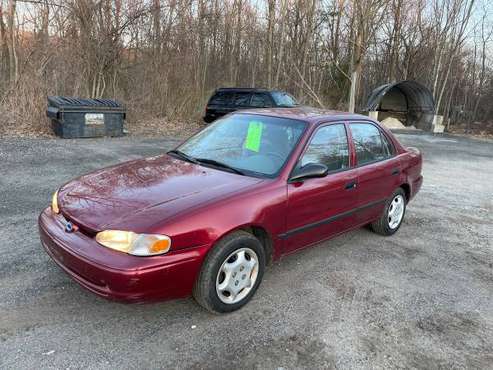 2000 Chevy Prizm (Toyota Corolla) only 99k miles like new! - cars & for sale in Southington , CT