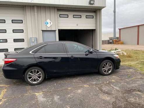 2017 Toyota Camry - cars & trucks - by owner - vehicle automotive sale for sale in Wichita, KS